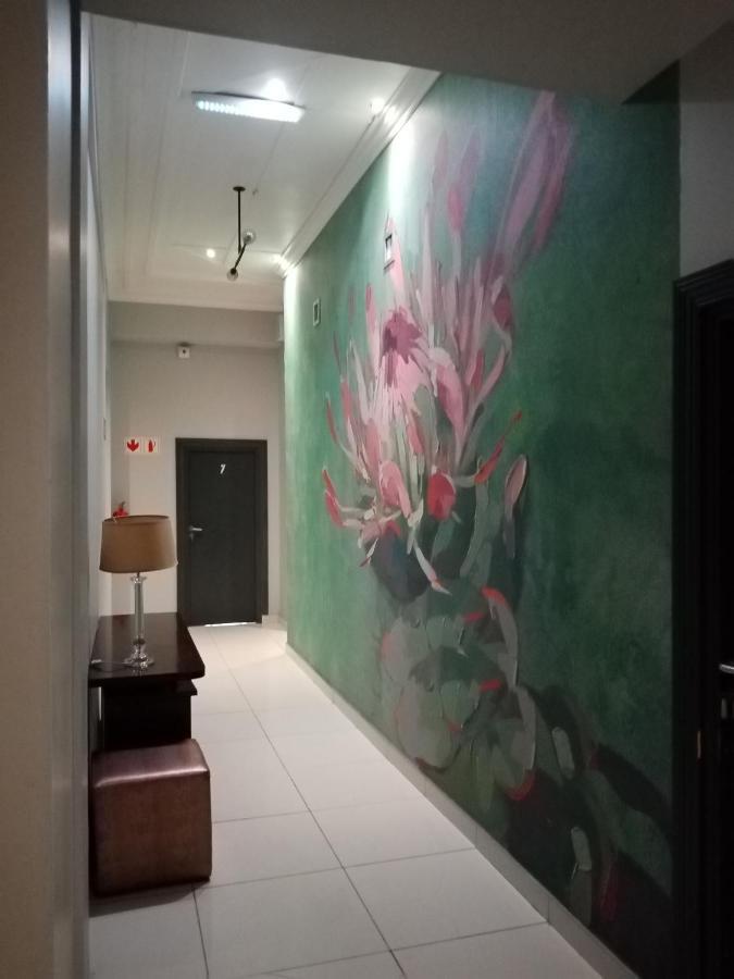 Ikhaya Hotel Cape Town Exterior photo